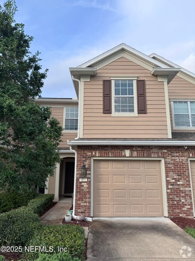 Building Photo - 6881 Roundleaf Dr Rental