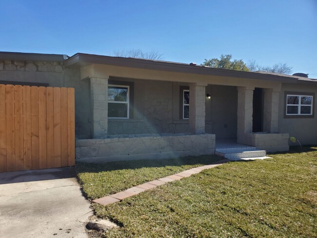 118 Esmeralda Dr Unidad 101