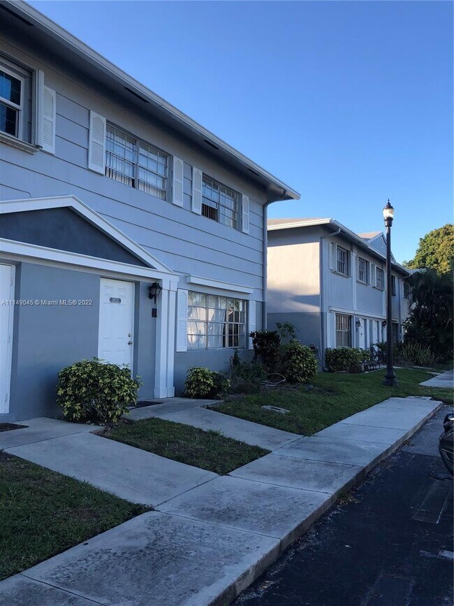 Photo - 1821 SW 81st Ave