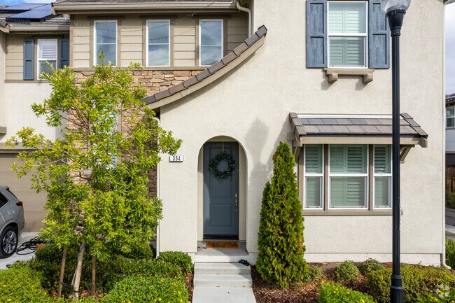 Photo - Omni at Vineyard Crossing