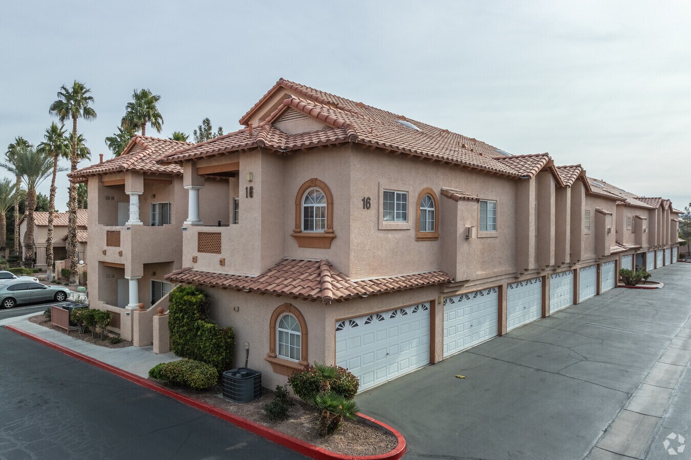 Alternate Image - Scottsdale Valley