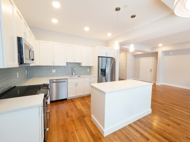 Photo - 142 Coolidge St Unidad 1