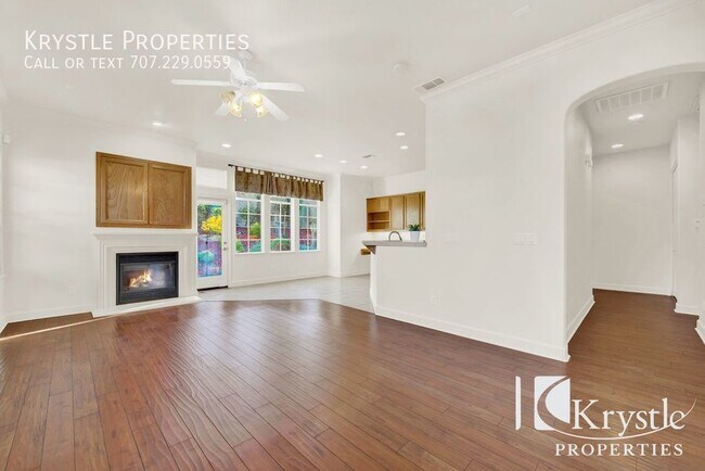 Photo - Gorgeous condo in beautiful Tiara gated co...