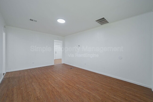 Photo - 3704 SW 40th Pl