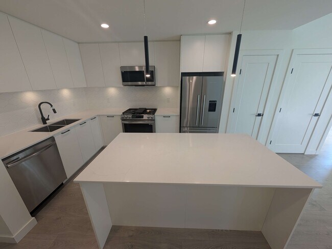 8380-200A 200A St