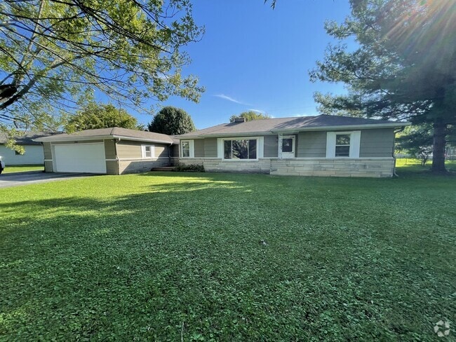 Building Photo - 395 Schooley Dr Rental