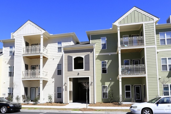 The Apartments at Shade Tree