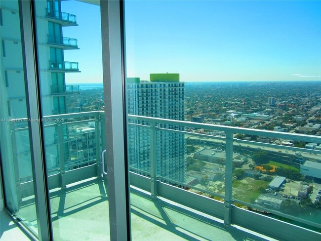 Photo - 92 SW 3rd St Condo Unit 4809