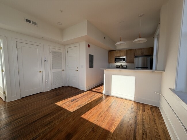 Photo - 901 Fifth Street - 202