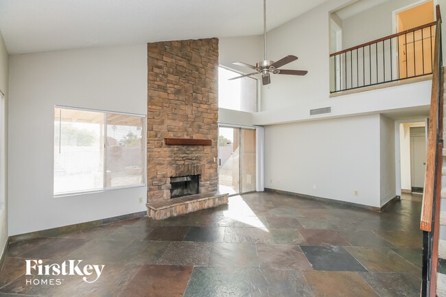 Photo - 3941 W Denver St