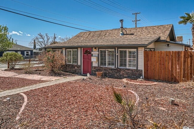 Photo - 536 Avenue L