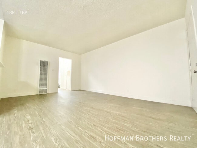 Photo - 12811 Caswell Ave Unit 1