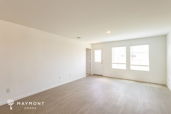 Photo - 2404 Shady Grv