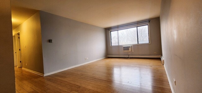 Photo - 5306 N Cumberland Ave Unit 507