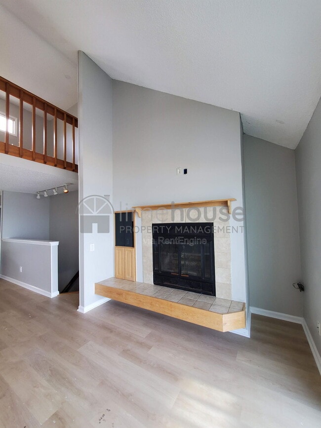 Photo - 1944 E Ocean View Ave Unit B