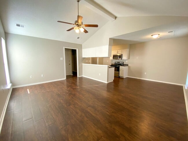Photo - 3 bed, 2 bath in Horn Lake (ss appliances,...
