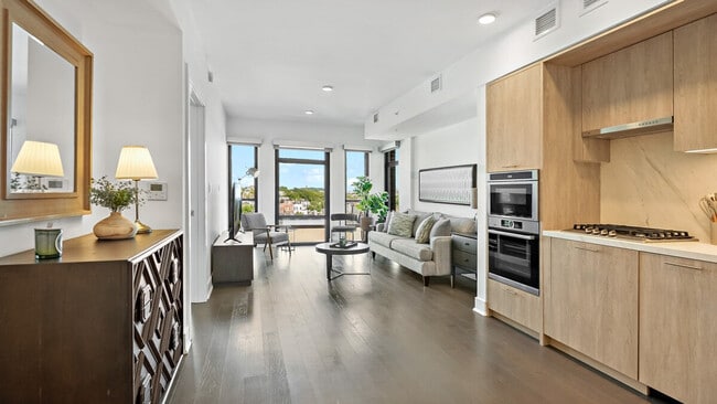 Photo - 1926 6th St NW Unidad ID1395395P