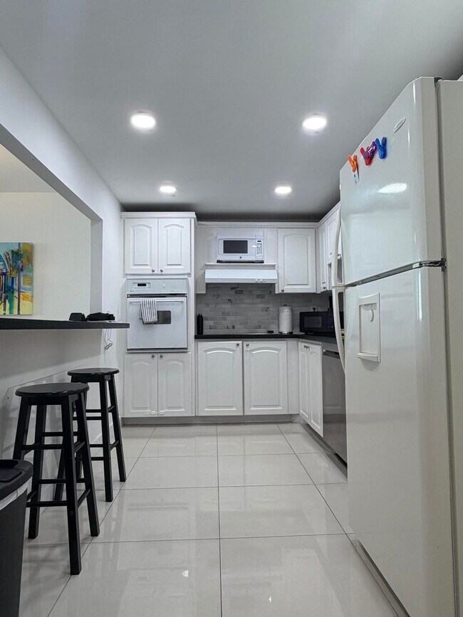 Photo - 19390 Collins Ave Unit 1103