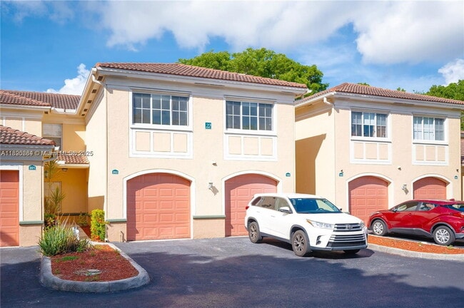 Building Photo - 2406 Centergate Dr