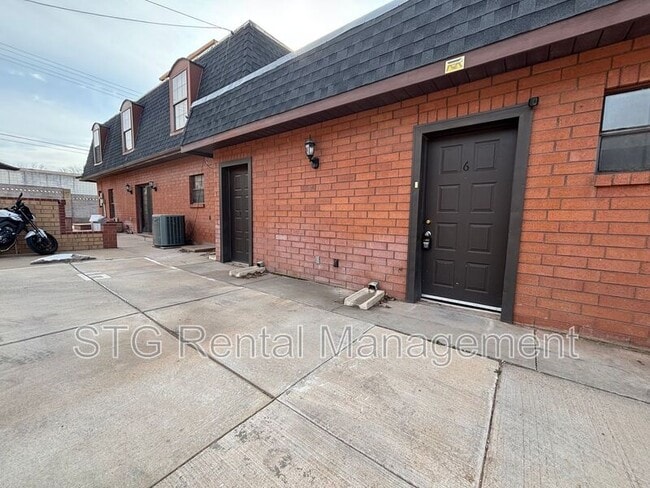 Photo - 145 E 500 S Unit #6