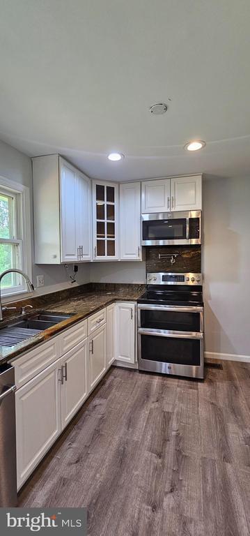Photo - 10109 Lees Mill Rd