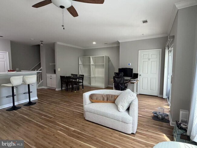 Photo - 11353 Aristotle Dr Unit 8-305