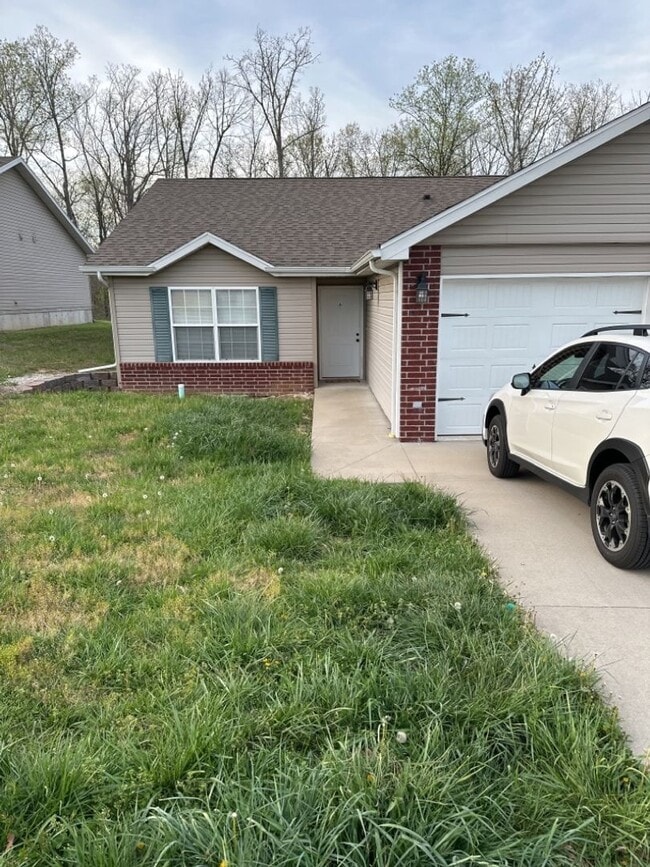 Building Photo - 184 Lyle Curtis Cir Unit 184 A Lyle Curtis