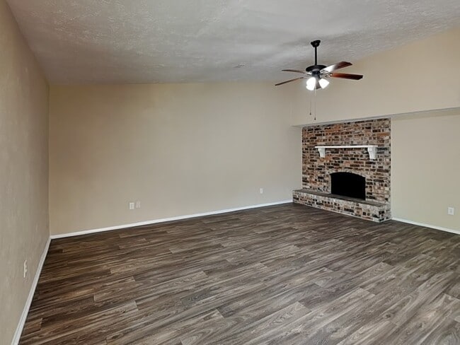 Photo - 5019 Forthbridge Dr