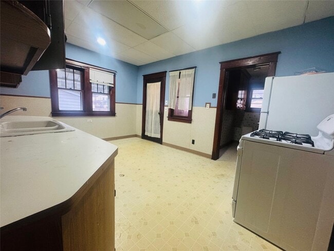 Photo - 20 Elm St Unit 1-2