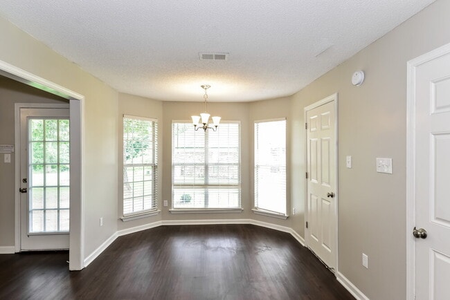 Photo - 7576 Delta Lakes Blvd