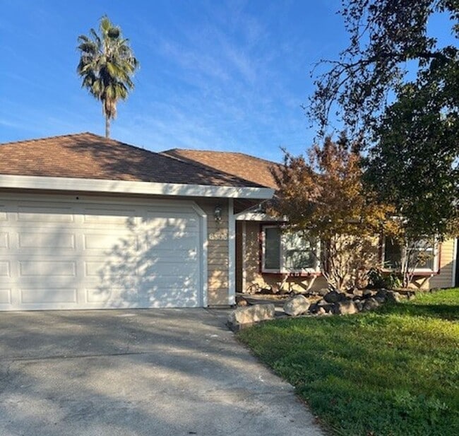 Building Photo - GRANITE BAY ~ HOME FOR RENT!
