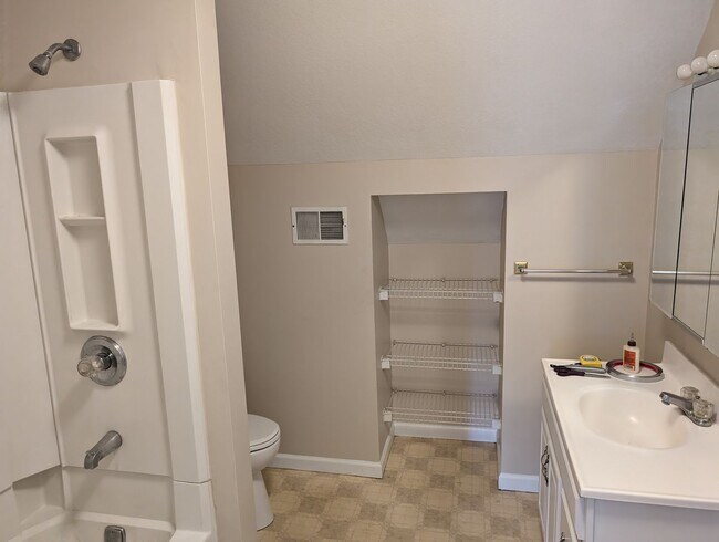 Photo - 514 Dawson Ave Unit Apt. #2