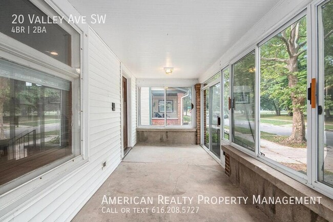 Photo - 20 Valley Ave SW