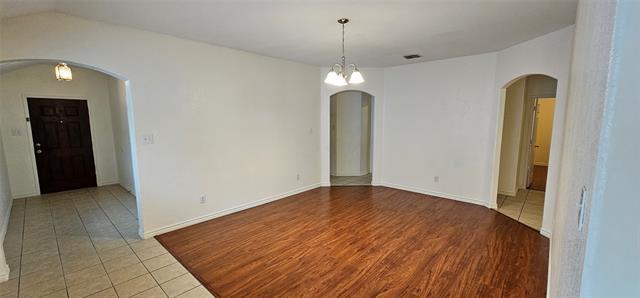 Photo - 1050 Warbler Ln