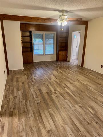 Photo - 2461 St Paul Rd