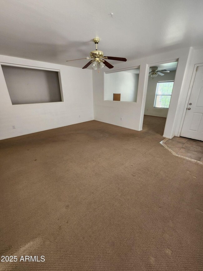 Photo - 43401 W Elizabeth Ave