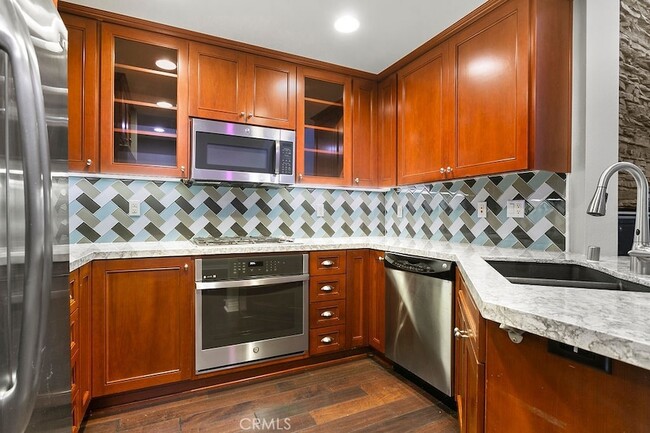 Photo - 84 Meridian Dr