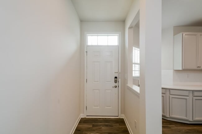 Photo - 1728 Ripley Woods St