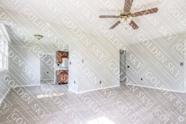 Building Photo - 1825 E Indiana Ave Rental