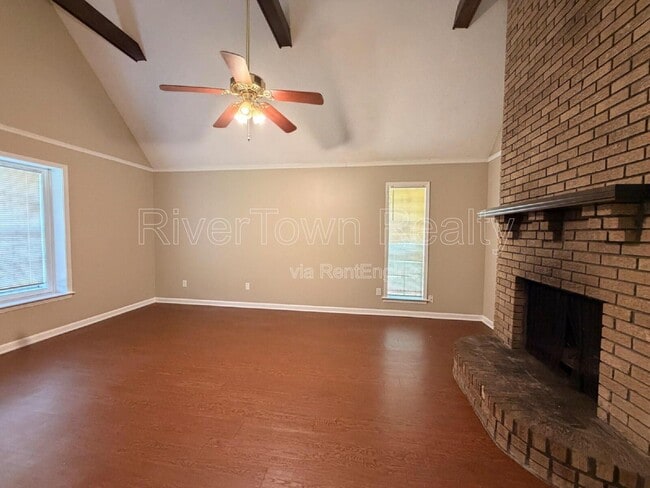 Photo - 4311 Springwind Rd