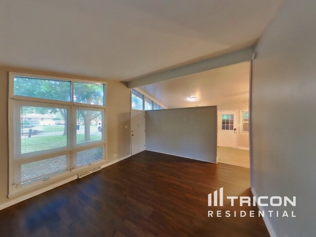 Photo - 30477 N Oak Grove Ave