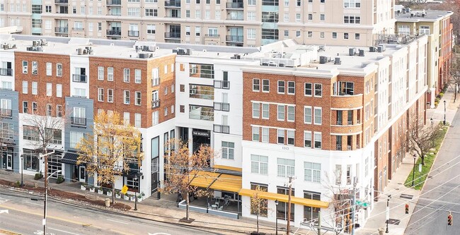 Building Photo - 1315 East Blvd