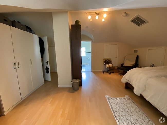 Building Photo - 5335 42nd Pl NW Rental