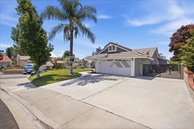 Photo - 29003 Gumtree Pl