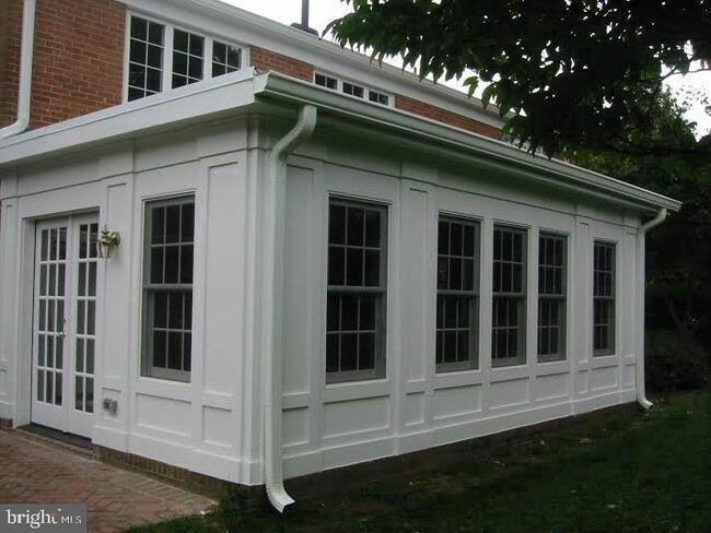 Photo - 6918 Espey Ln