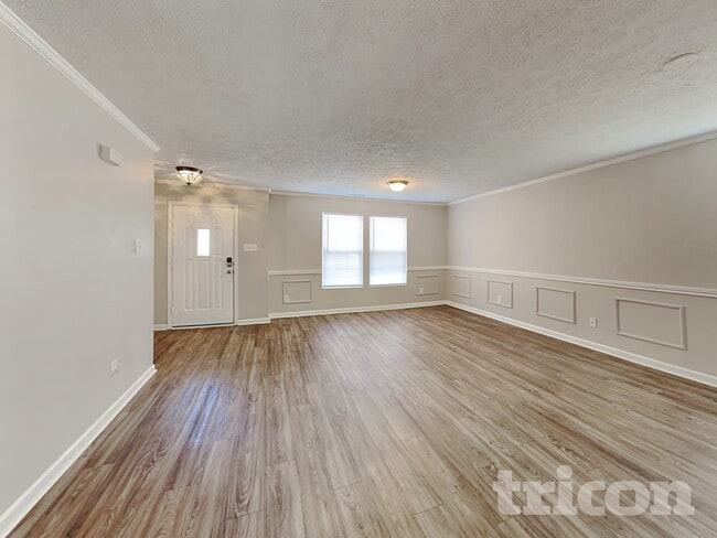 Photo - 1024 Tradewinds Dr