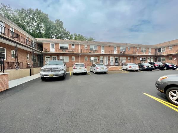 Photo - 173 Sherman Ave Unidad 22