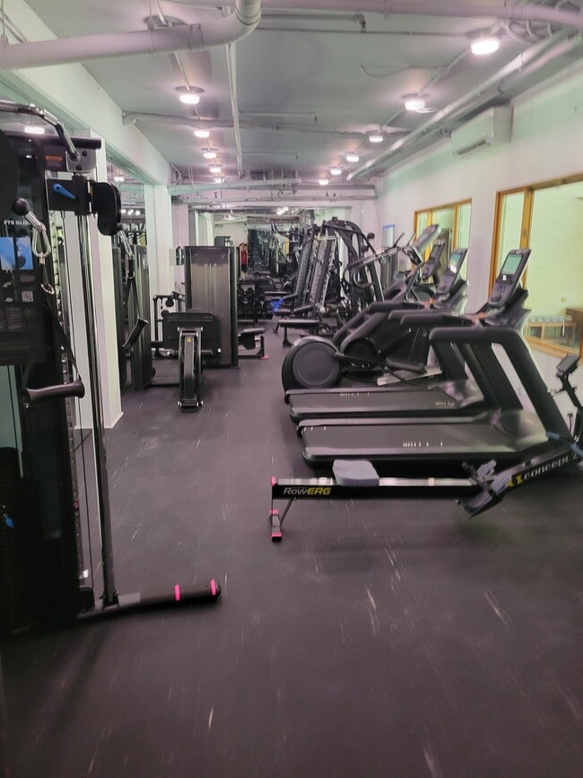 workout room - 1440 Veteran Ave Unit 1440 Veteran  237
