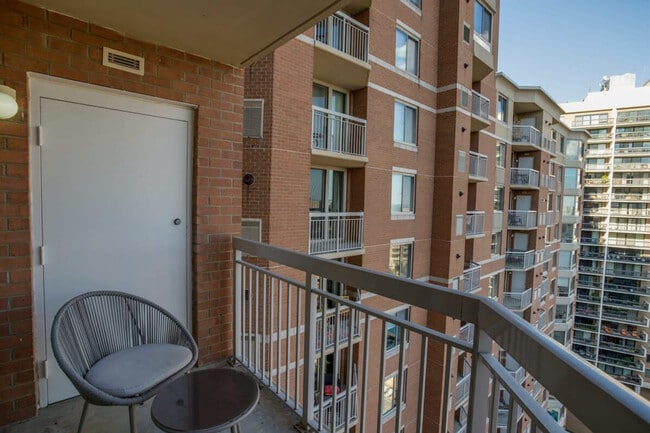 Building Photo - 901 N Pollard St Rental