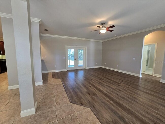 Photo - 1720 Saddlewood Dr